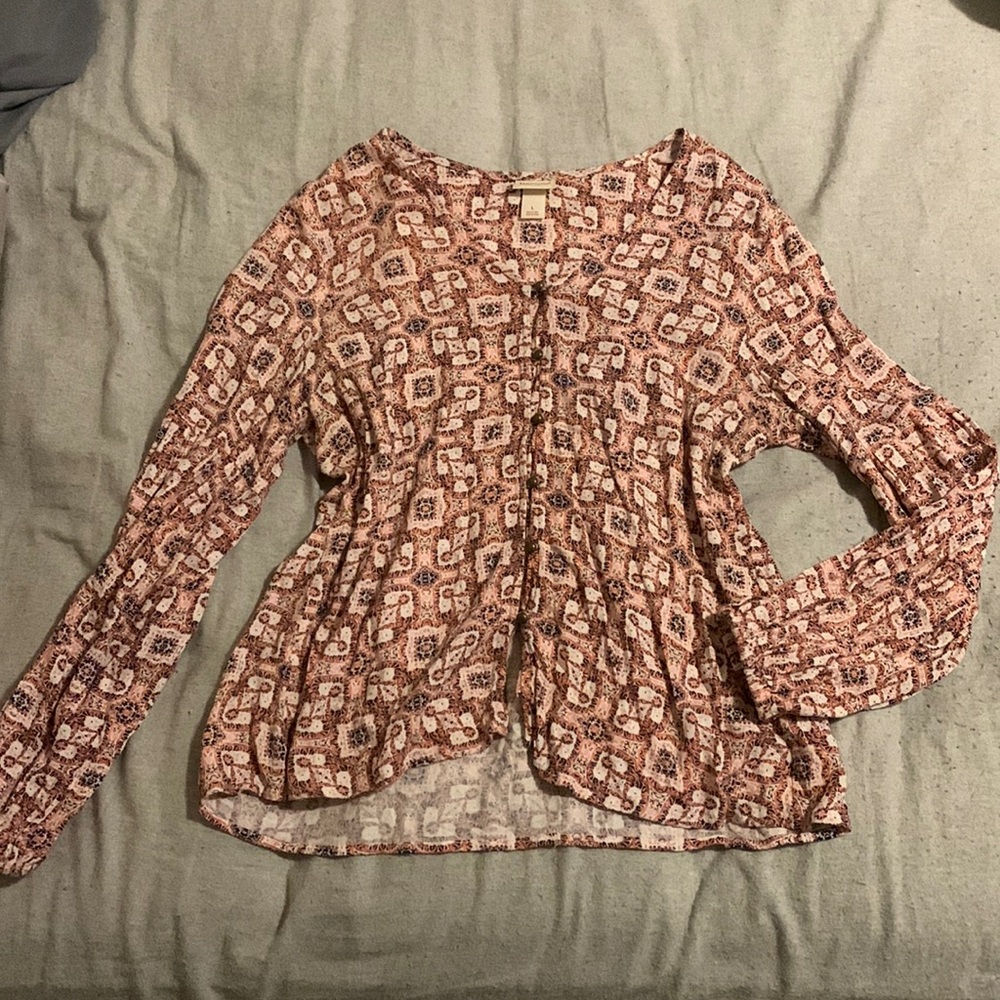 🔥 2/$22 Mossimo top - size L